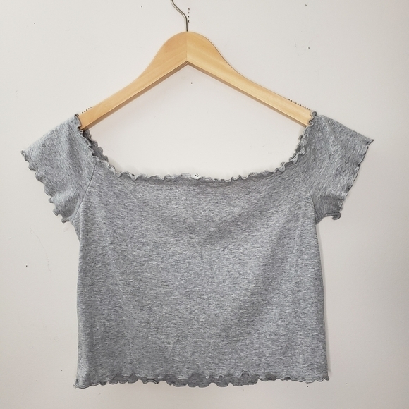 H&M Off Shoulder Cropped Grey Top Size M - Picture 2 of 4